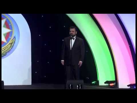 Samir Ceferov performs "Sene de qalmaz" in Los Angeles