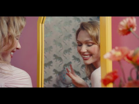 Mollie Elizabeth - Dinner For One (Official Music Video)