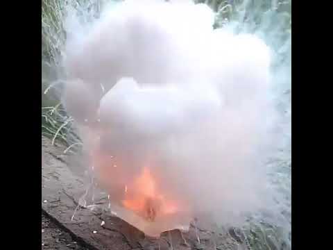 20g of caesium dropped in water | Chemistry Experiment | Practicle science.