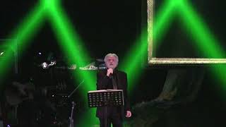 Amedeo Minghi - Gente sul confine - 2017 live a Firenze correzione stereo