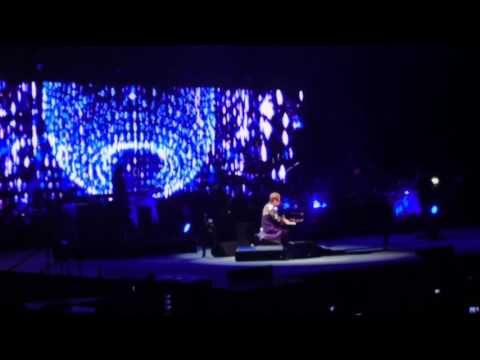 Elton John live Leeds 08/06 17 - Your Song