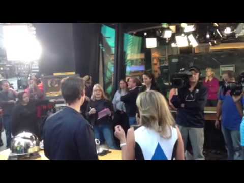 Spotting David Zinczenko and Amy Robach getting ready for back to school segment