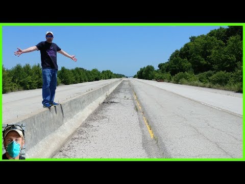 download lagu mp3 mp4 Abandoned Interstate, download mp3 Abandoned Interstate free downloadn, video klip Abandoned Interstate