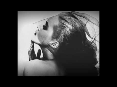 download lagu mp3 mp4 Pink Martini Ich Dich Liebe, download lagu Pink Martini Ich Dich Liebe gratis, unduh video klip Pink Martini Ich Dich Liebe