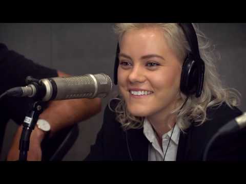 download lagu mp3 mp4 Who Sings Oceans Hillsong, download lagu Who Sings Oceans Hillsong gratis, unduh video klip Who Sings Oceans Hillsong