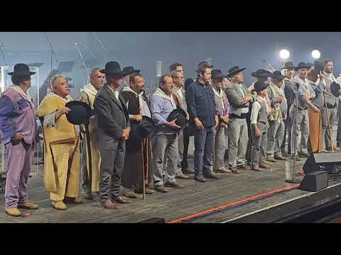 Tudo o que eu te dou - Pedro Abrunhosa & Camponeses de Pias (Porto, 14/04/23)