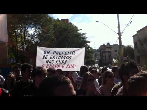 Protesto contra o fim do meio passe em Pato Branco 04