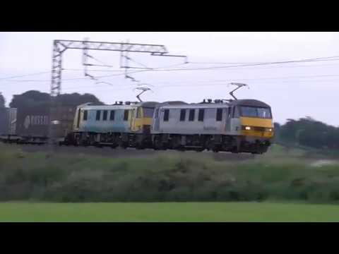 90043/90047 4m49 and 90044/90049 4s45 on the boxes, Sun. 4th June 2017