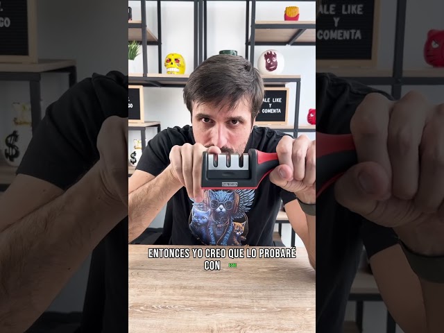 Vídeo relacionado con STEAMONE - Afilador de Peluches - Depósito XL - Afilador con 6 Cuchillas de Acero Inoxidable - Cortador de Peluches con Mango ergonómico - Práctico y eficaz - Recargable con Cable USB C- RP30B