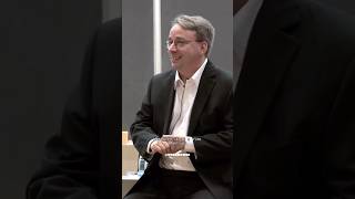 Linus Torvalds Explains Why C Code Is So Easy To Understand #shorts #linux #clanguage #programmer