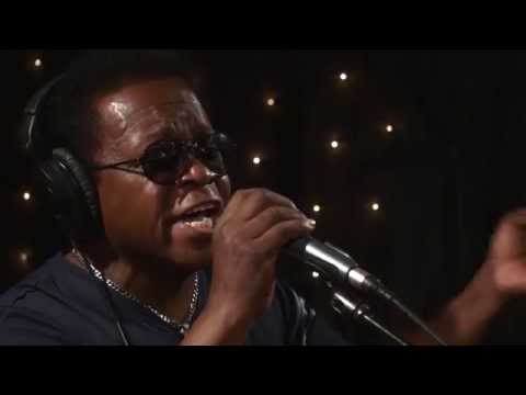 Lee Fields and the Expressions - Just Can't Win (Live on KEXP)