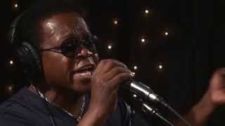 Lee Fields and the Expressions - Just Can't Win (Live on KEXP)