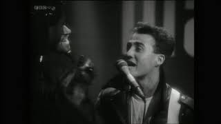 Wham! - I&#39;m Your Man (Video)