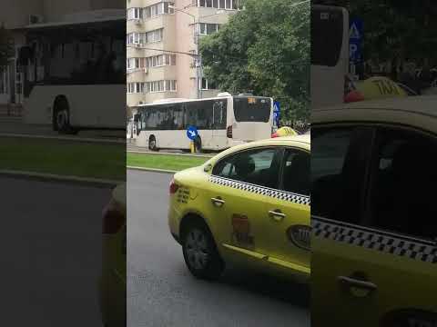 Aspiratorul MBC E4 #4767 pe linia 104 tranzitând zona Bd Chișinău