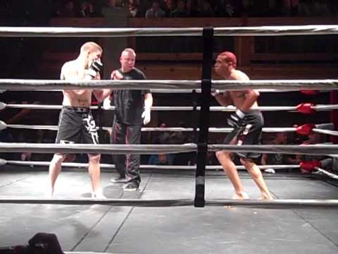 DAVE HITCHCOCK VS. KEVIN MOCZO  PART 1 MMA