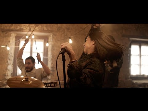 Nøgen - Enarak (Official Music Video)