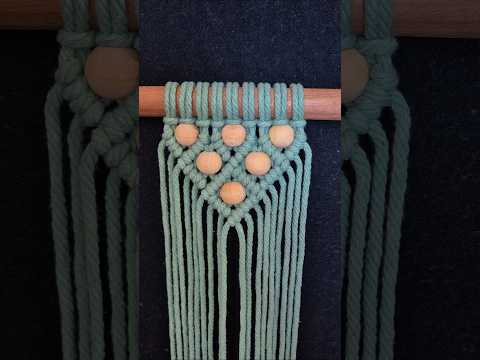 #MakrameeAnleitung #Makramee #Anleitung #DIYMakrameeAnleitung #Handarbeit #Stricken #DIY #Häkeln ...