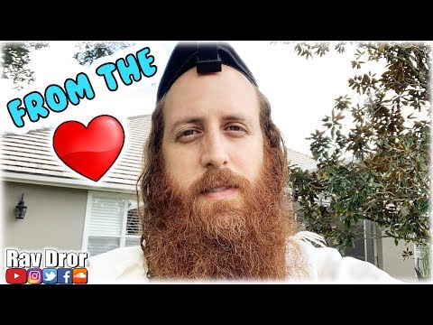 Rav Dror Praying the Morning Prayers in Hebrew