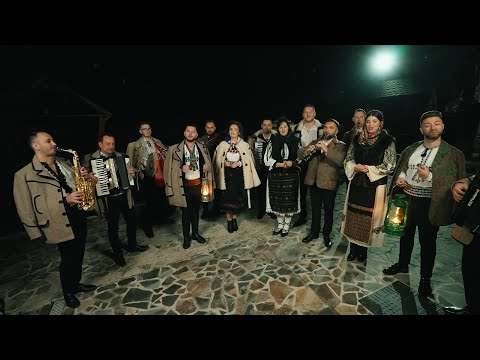 Vin colindatori pe cale  - Colindători din MARAMUREŞ si TRANSILVANIA