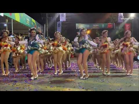 Chicas bailando caporales 17 (Tupay - La Saya)