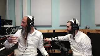 מלווה מלכא עם שי גז והרב מאור קריו פרשת בהר תשפב (הרב מאור קריו) - התמונה מוצגת ישירות מתוך אתר האינטרנט יוטיוב. זכויות היוצרים בתמונה שייכות ליוצרה. קישור קרדיט למקור התוכן נמצא בתוך דף הסרטון