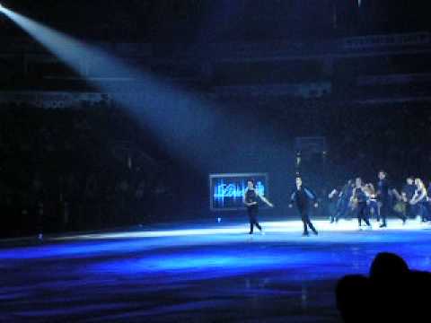 Stars on Ice 2012.  Group cast number.