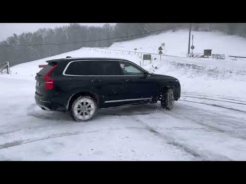 Volvo xc90 off-road