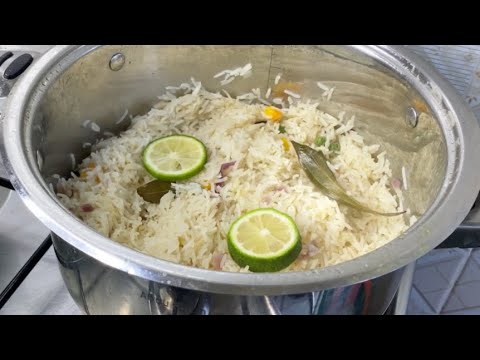 Somali Food //Qadho Kalakacsan Oo Aad Umacan// Bariis Iyo Digir 👌