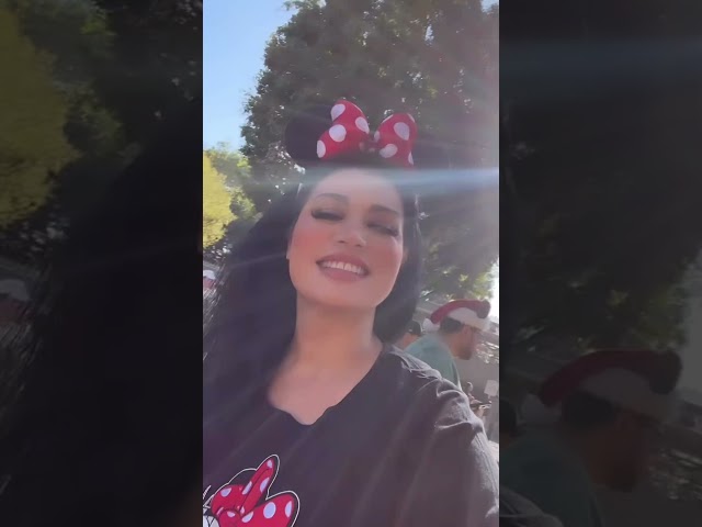 Vídeo relacionado con United Labels Minnie Mouse Sudadera con Capucha y Orejas para Mujer - Rojo