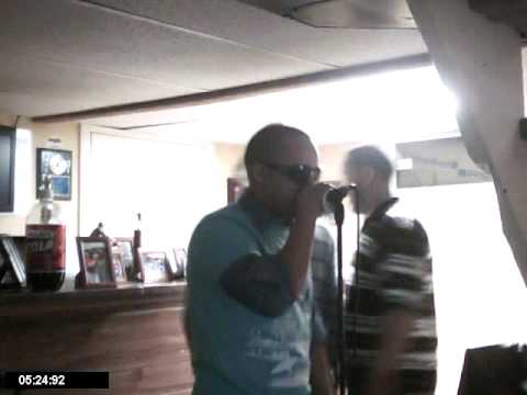 remix de omega julio angelo y esponja