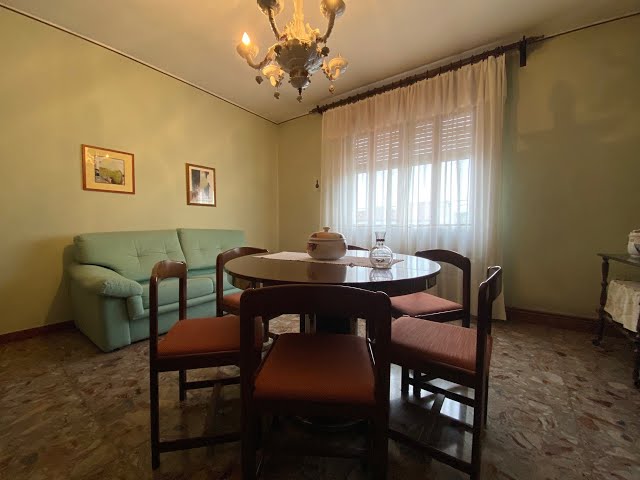 Interessante soluzione residenziale a Este.