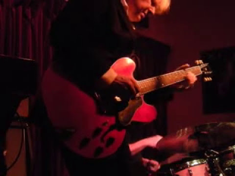 VINCENT MOSER - Mobile Phone Blues ( orig. tune)