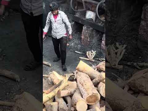 Oil Extraction and iron Wire Recycling from Truck Tyres #ytshorts