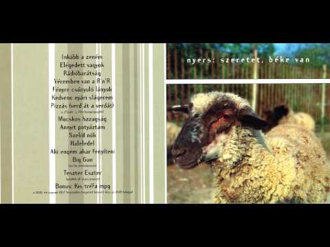 Nyers - Fényre csúnyuló lányok