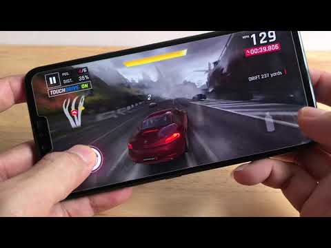 Asphalt 9 on LG V40 Thinq