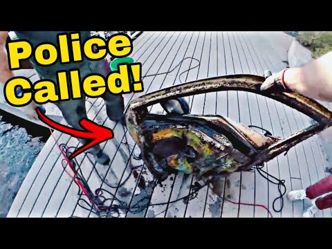 Sunken Car Found In River While Magnet Fishing - Police Called!!!