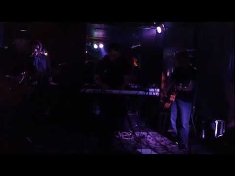 Low Technicians - A Dream (Live @ Thirsty Camel)