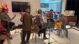 Download lagu DATO AWIE & ZUL & WINGS - SAYAP ILUSI - #zulhandyblack #awie #wings #sayapilusi #assalambuskers mp3 Download lagu DATO AWIE & ZUL & WINGS - SAYAP ILUSI - #zulhandyblack #awie #wings #sayapilusi #assalambuskers mp3