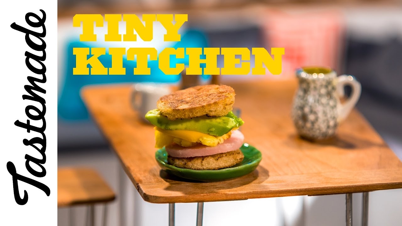 Tiny Breakfast Sandwich l Tiny Kitchen