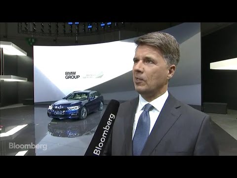 BMW CEO Sees European Market Slowing in 2017