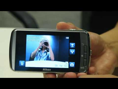 Nikon Coolpix S800c (Android) hands-on