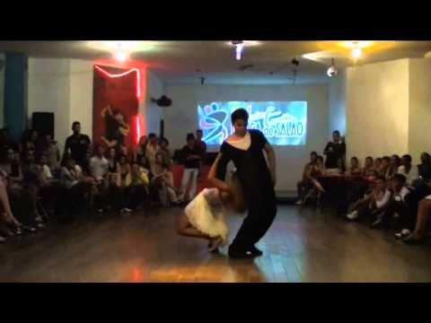 O Zouk Brasileiro não tem fronteiras! Let the Brazilian Zouk flow! Junior Carvalho. #zoukbrasileiro