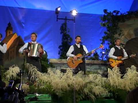 Ansambel Spev - V klasju skrit je čas žanjic (v živo)