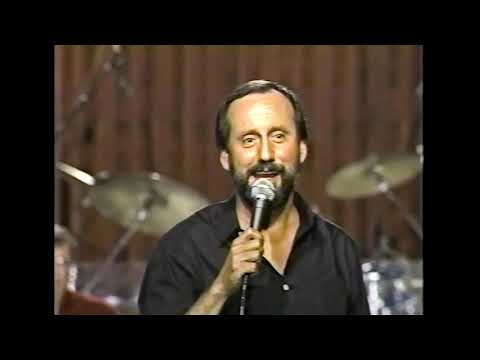 Ray Stevens - "The Booger Man" (Live on Nashville Now, December 1988)