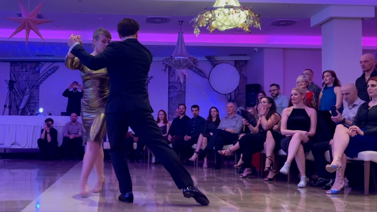 Maja Petrović  & Marko Miljević  - "Qué fácil es decir", Cupo & Morán - 1/4