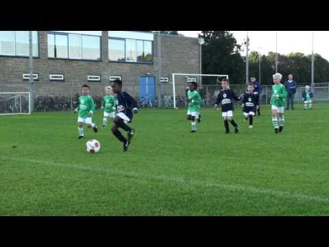 Buitenboys mini's teams Groen tegen Donkerblauw video 1