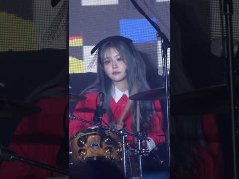 260329 QWER - 눈물참기 (쵸단 직캠) 인천 개항장 페스타 1901 라이브로드