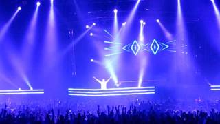 Armin van Buuren presents DJ Cobra in ASOT 299