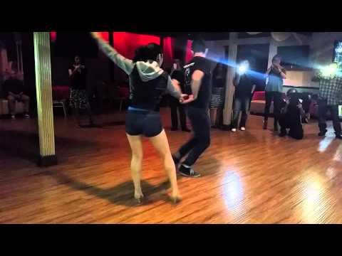 Remy and Carlos begin/intermediate bachata 11/25