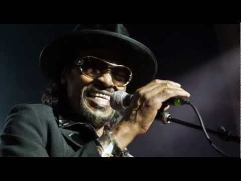 Chuck Brown and the Soul Searchers - Bustin' Loose